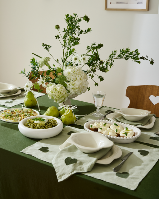 Sage & Olive 100% French Flax Linen Amour Napkins (Set of Four)